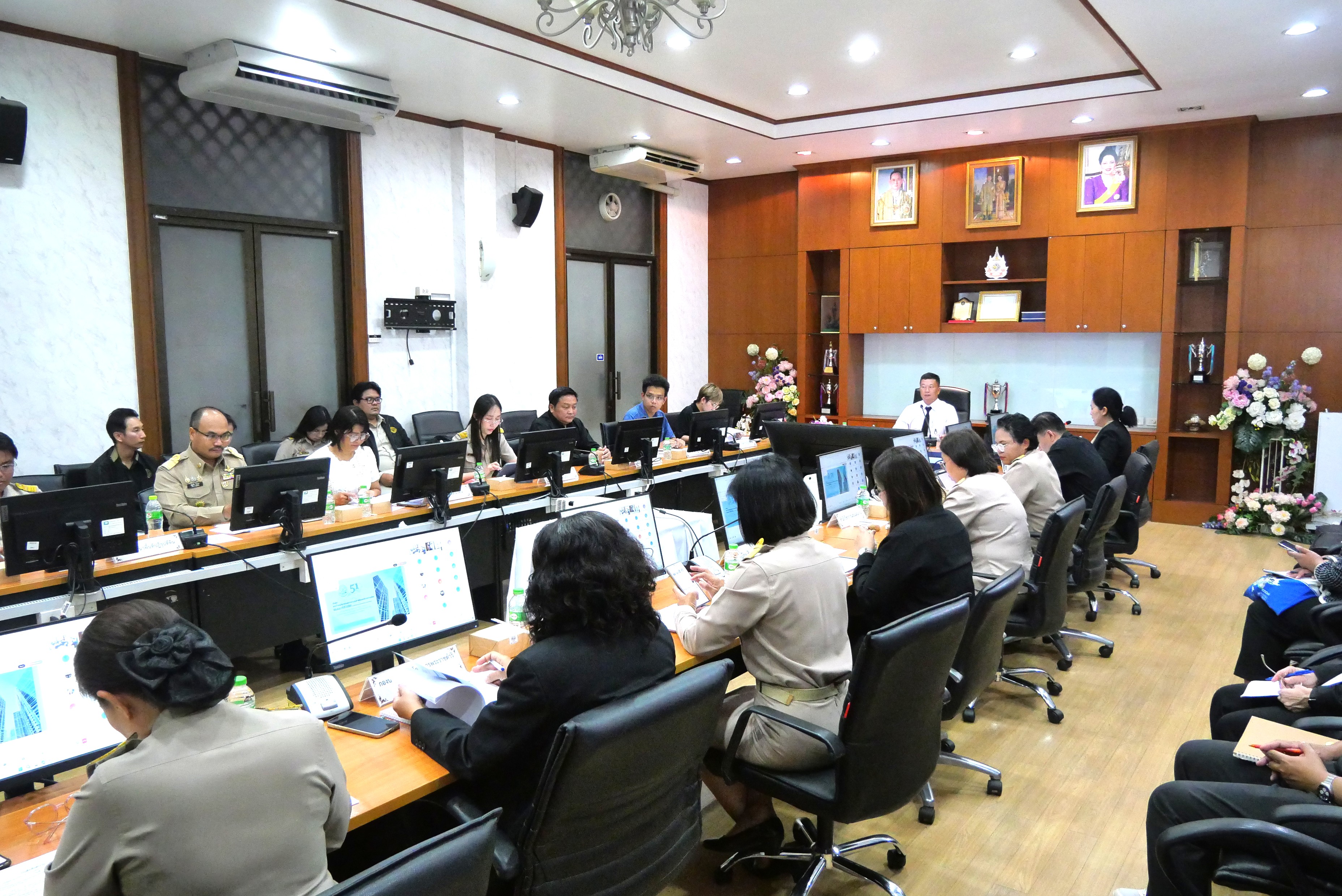 title - ประชุมคณะทำงานจัดวางระบบควบคุมภายใน และบริหารความเสี่ยงของสำนักงานการปฏิรูปที่ดินเพื่อเกษตรกรรม ครั้งที่&nbsp;2/2569 พร้อมประชุมผ่านระบบออนไลน์&nbsp;GDCC Space Plus